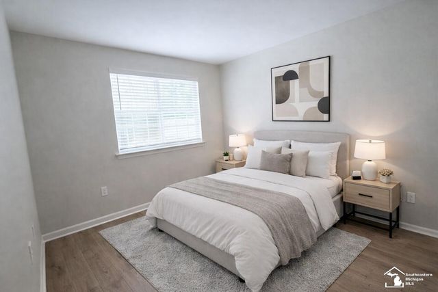 26757 Kirkway Circle, Woodhaven, MI 48183