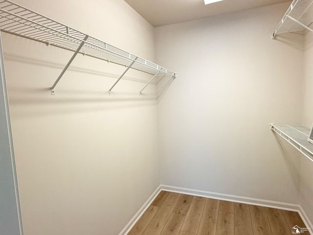 26757 Kirkway Circle, Woodhaven, MI 48183