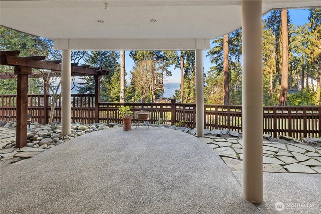 16340 Maplewild Avenue SW, Burien, WA 98166