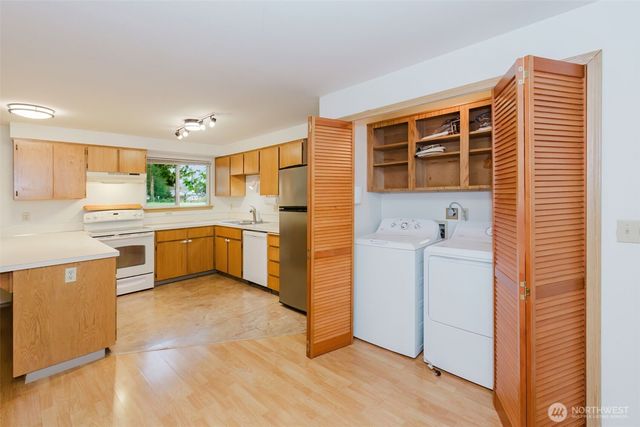 501 E Saint Andrews Drive, Shelton, WA 98584