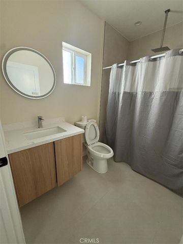 7828 Kyle Street, Sunland, CA 91040