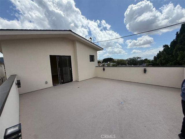 7828 Kyle Street, Sunland, CA 91040