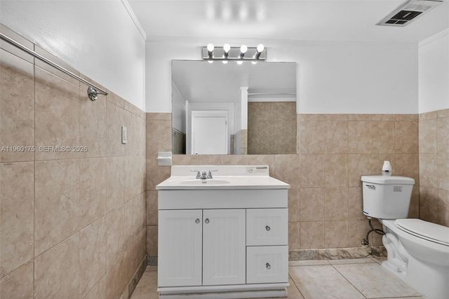 100 Golden Isles Dr 406, Hallandale Beach, FL 33009