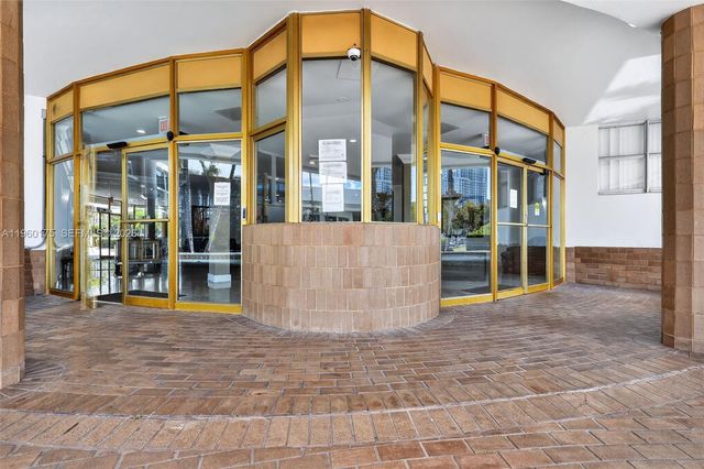 100 Golden Isles Dr 406, Hallandale Beach, FL 33009