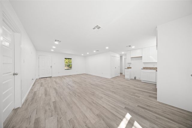 12924 Mitchell Drive, Balch Springs, TX 75180