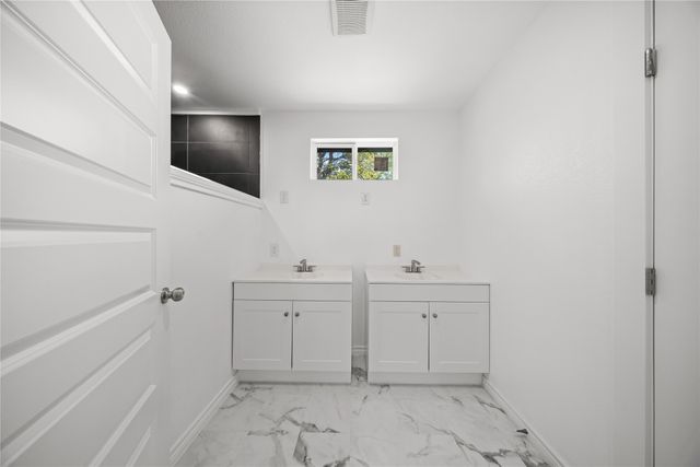12924 Mitchell Drive, Balch Springs, TX 75180