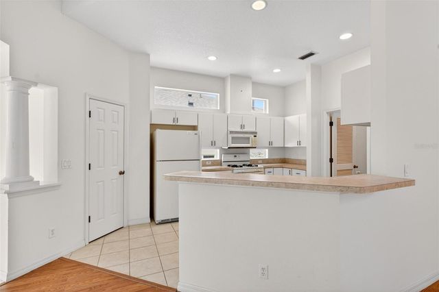 20618 QUEEN ALEXANDRA DRIVE, Leesburg, FL 34748