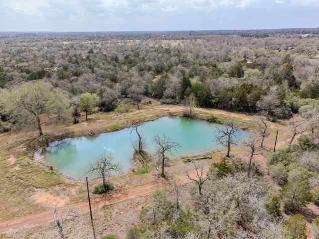 7519 Silvermine Road, Harwood, TX 78632