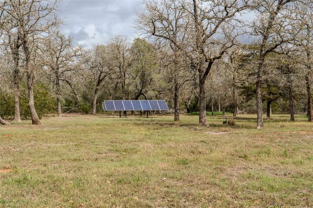 7519 Silvermine Road, Harwood, TX 78632