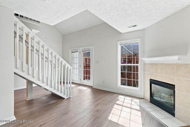 1148 Neon Way, Louisville, KY 40204