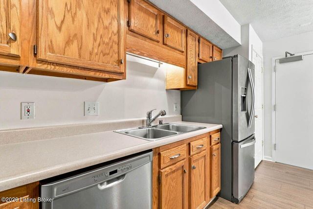 1148 Neon Way, Louisville, KY 40204