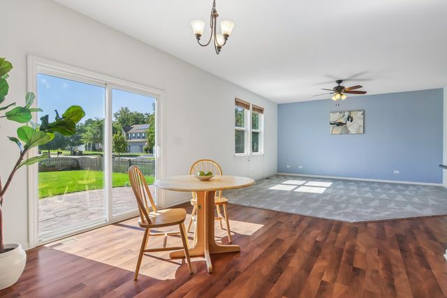 2009 Mayfair Drive, Island Lake, IL 60042