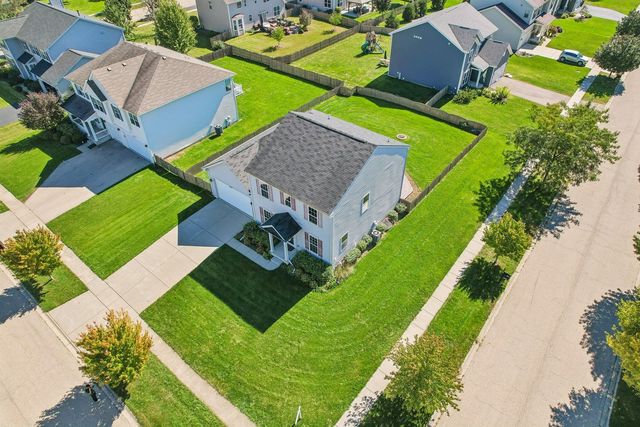 2009 Mayfair Drive, Island Lake, IL 60042