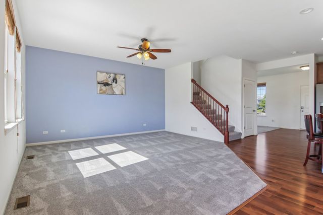 2009 Mayfair Drive, Island Lake, IL 60042