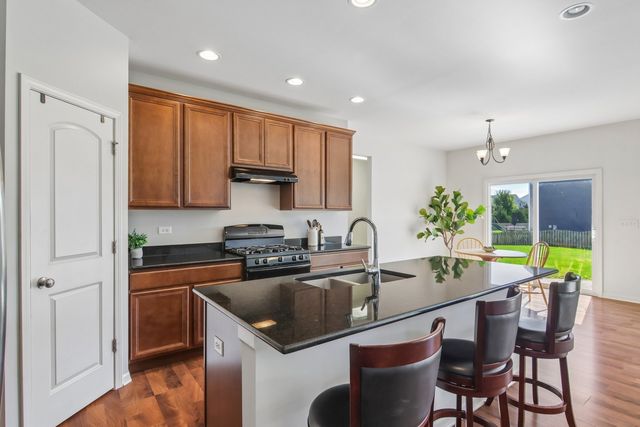 2009 Mayfair Drive, Island Lake, IL 60042