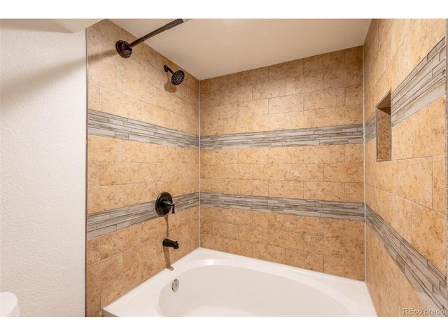 7492 S Marion St, Centennial, CO 80122