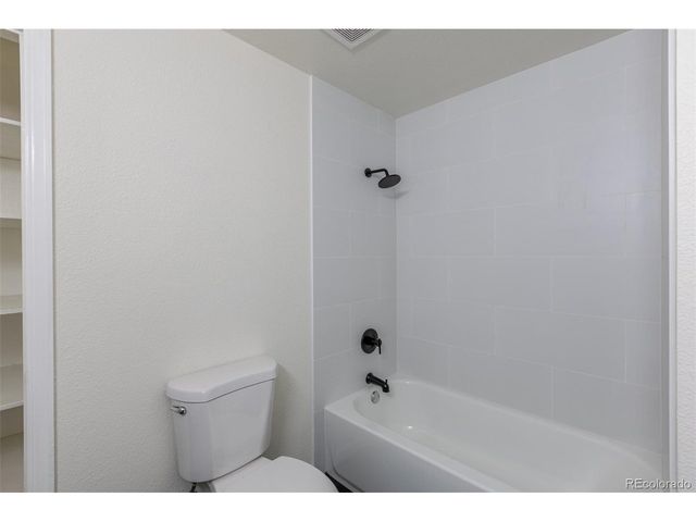 7492 S Marion St, Centennial, CO 80122