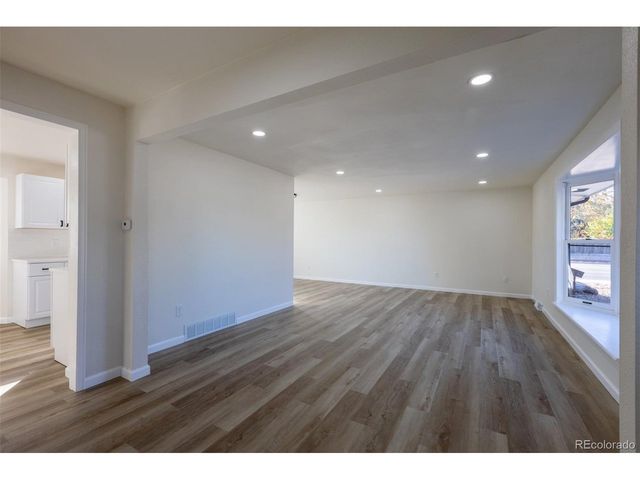 7492 S Marion St, Centennial, CO 80122