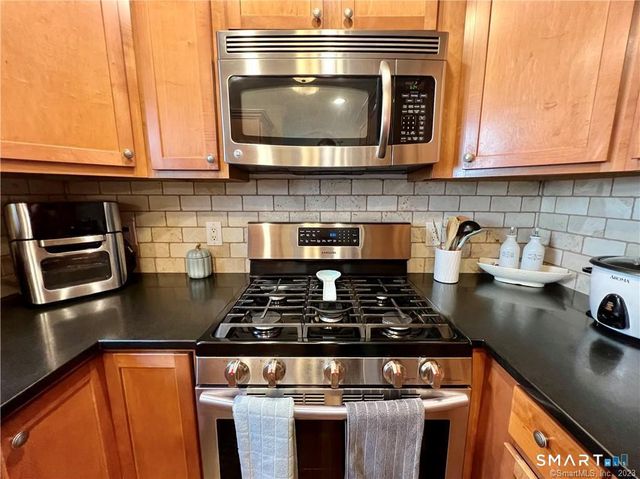 42 Stuart Avenue B2, Norwalk, CT 06850