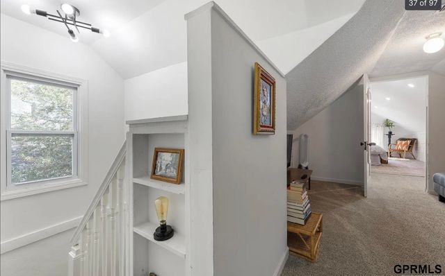 814 S 50Th Avenue, Omaha, NE 68106