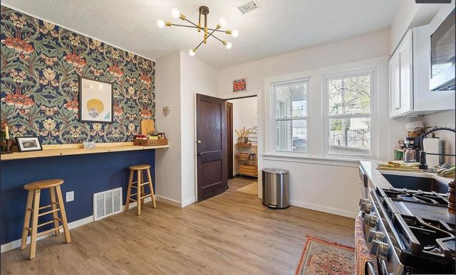 814 S 50Th Avenue, Omaha, NE 68106