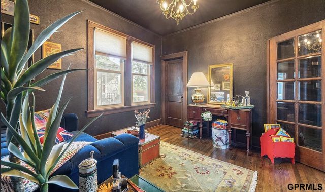 814 S 50Th Avenue, Omaha, NE 68106