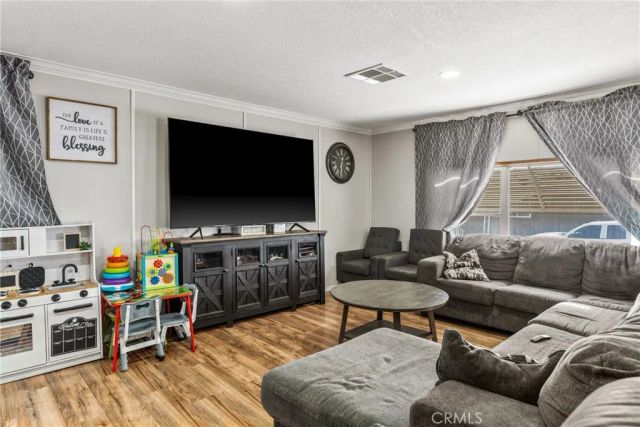 2505 Foothill 198, San Bernardino, CA 92410