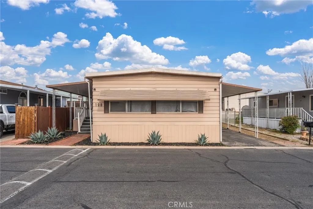 2505 Foothill 198, San Bernardino, CA 92410