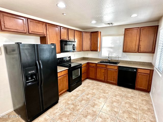 3293 E LOMA VISTA Street, Gilbert, AZ 85295