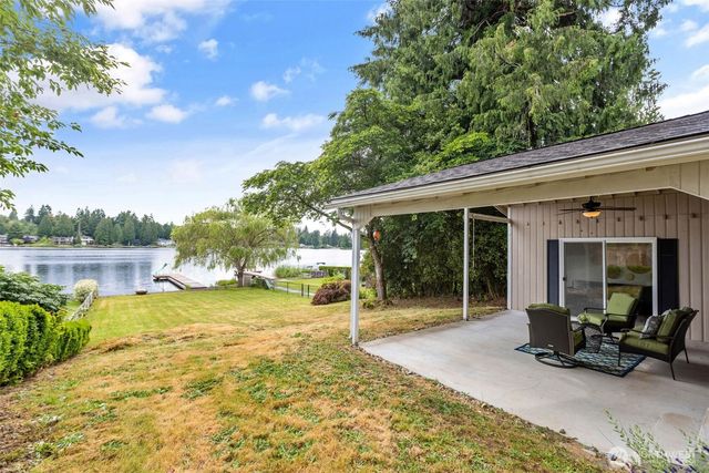31089 E Lake Morton Drive SE, Kent, WA 98042