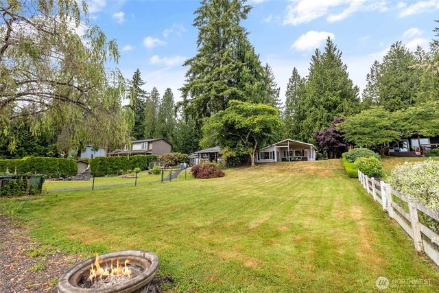 31089 E Lake Morton Drive SE, Kent, WA 98042