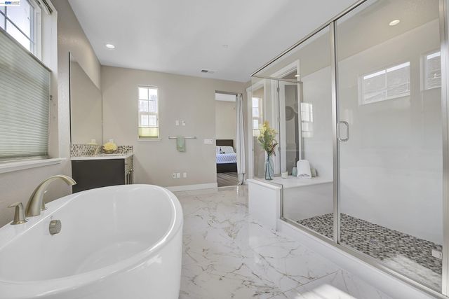 37515 SEA BANK ST, Newark, CA 94560