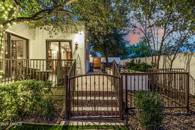 9310 S BALA Drive, Tempe, AZ 85284