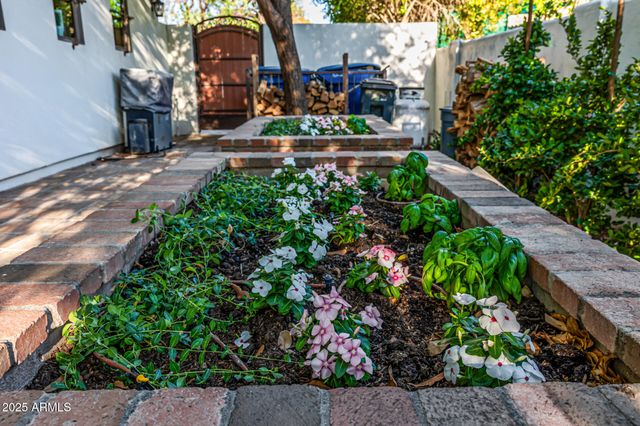 9310 S BALA Drive, Tempe, AZ 85284