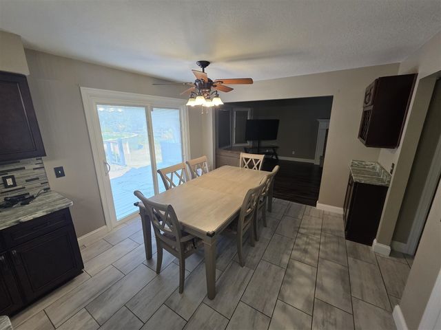 7345 Apple Grove Lane, Temperance, MI 48182