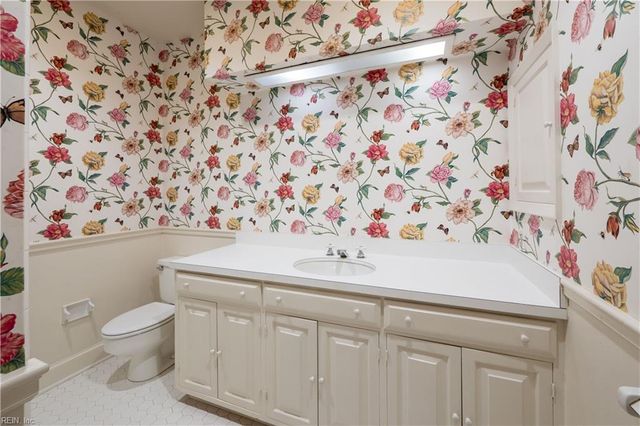1536 E Bay Shore DR, Virginia Beach, VA 23451