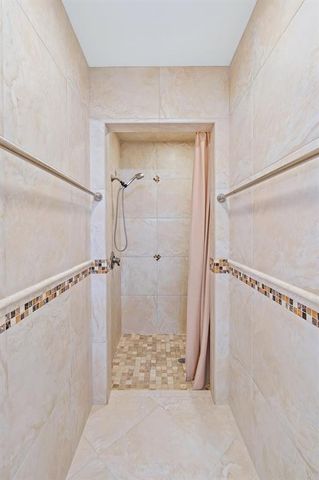 7480 150th Court, Palm Beach Gardens, FL 33418