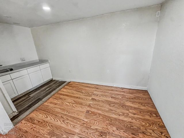 1605 El Dorado Ave, Modesto, CA 95358