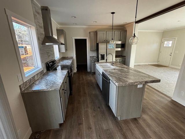 296 Forest Lake Road, Duncan, SC 29334