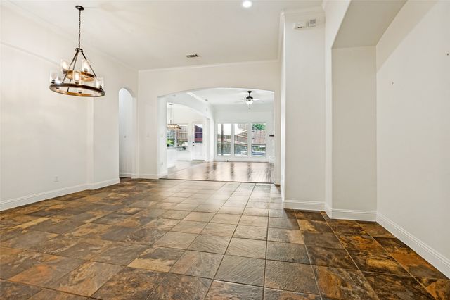 6734 Trailblazer Way, Dallas, TX 75236