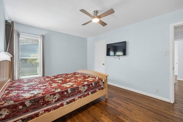 1318 Coit Street, Denton, TX 76201