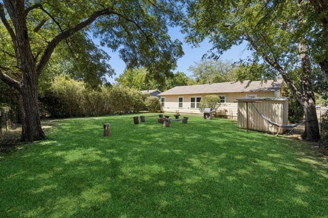 1318 Coit Street, Denton, TX 76201