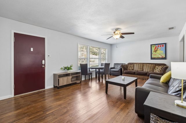 1318 Coit Street, Denton, TX 76201
