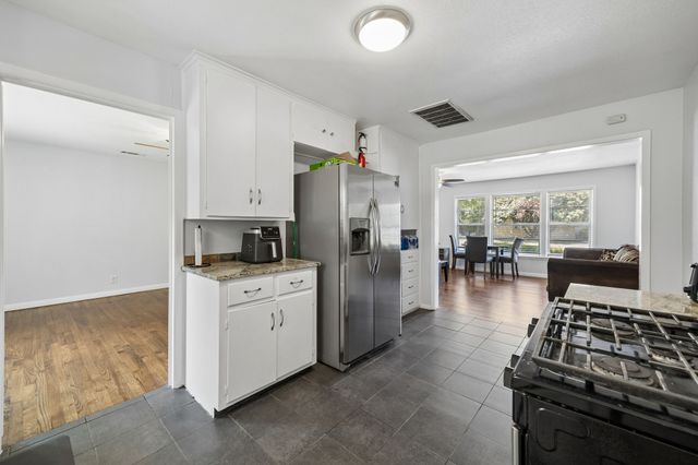 1318 Coit Street, Denton, TX 76201