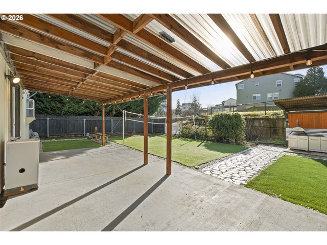 3917 Ne 97TH St, Vancouver, WA 98665