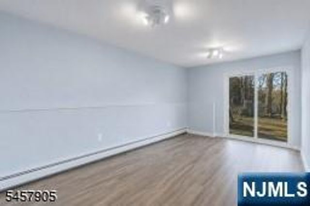 88 Wawayanda Road, Vernon, NJ 07422