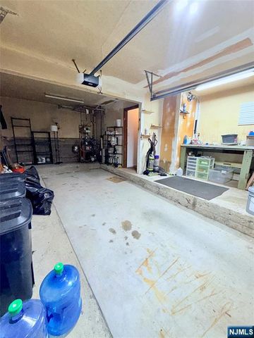 88 Wawayanda Road, Vernon, NJ 07422
