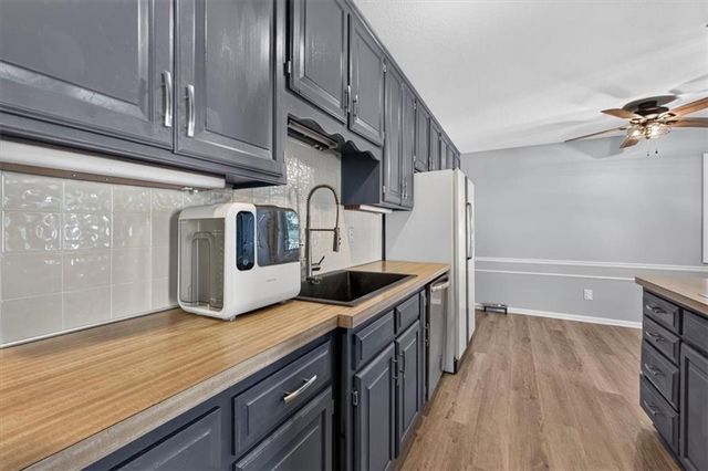 5743 Willow Avenue, Raytown, MO 64133