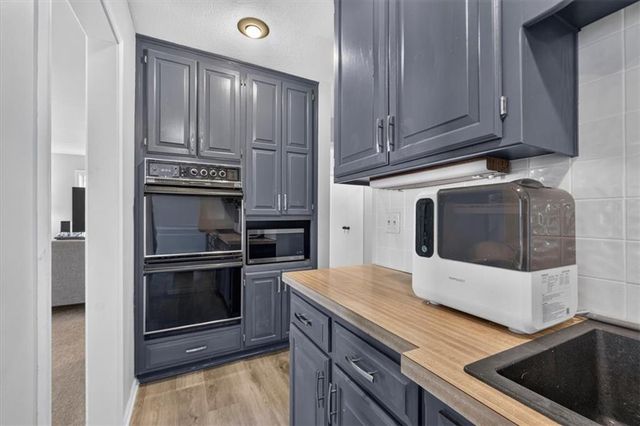 5743 Willow Avenue, Raytown, MO 64133