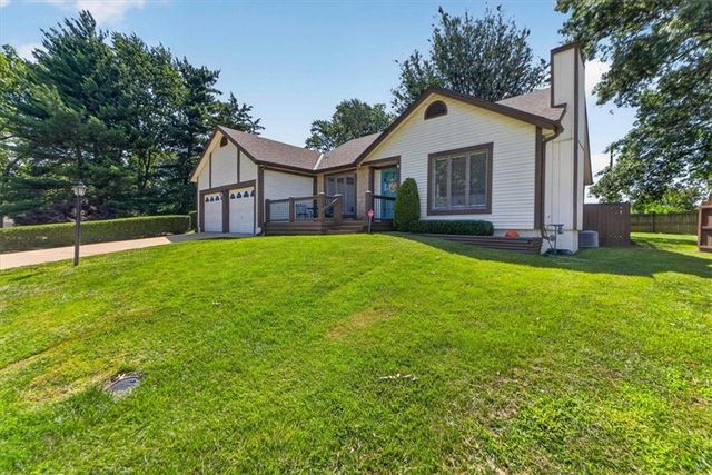5743 Willow Avenue, Raytown, MO 64133